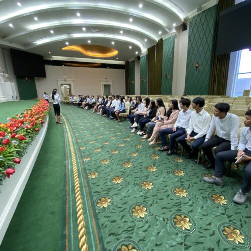 F7ACC418-7D52-4B79-B448-BFA493725333